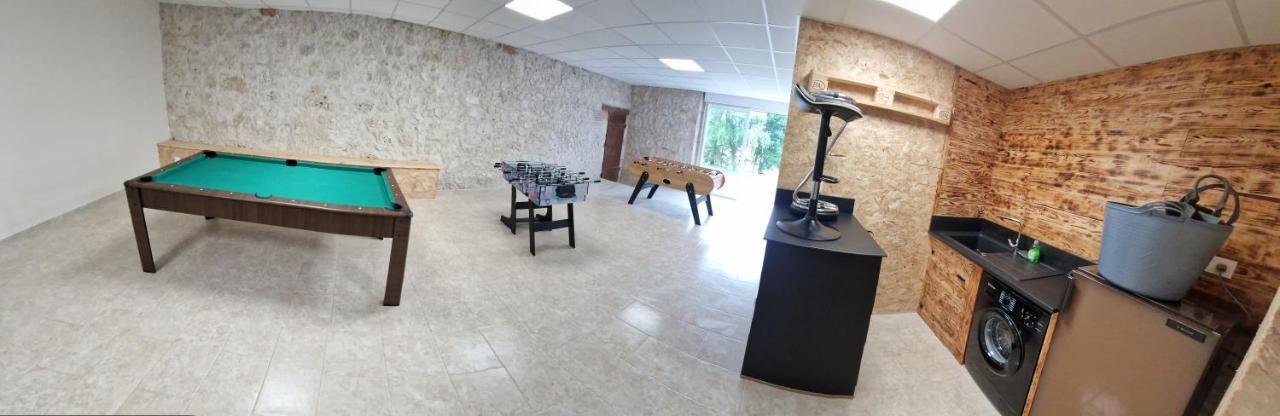 Maison De Campagne, Bord De Lac, Piscine, Billard 11 Per Plieux エクステリア 写真