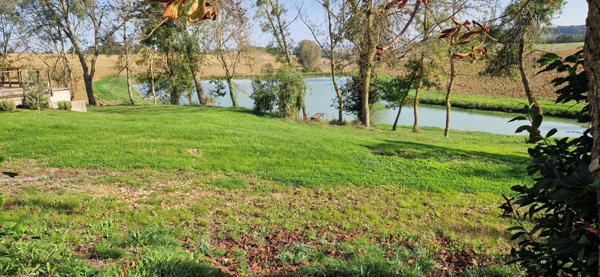 Maison De Campagne, Bord De Lac, Piscine, Billard 11 Per Plieux エクステリア 写真
